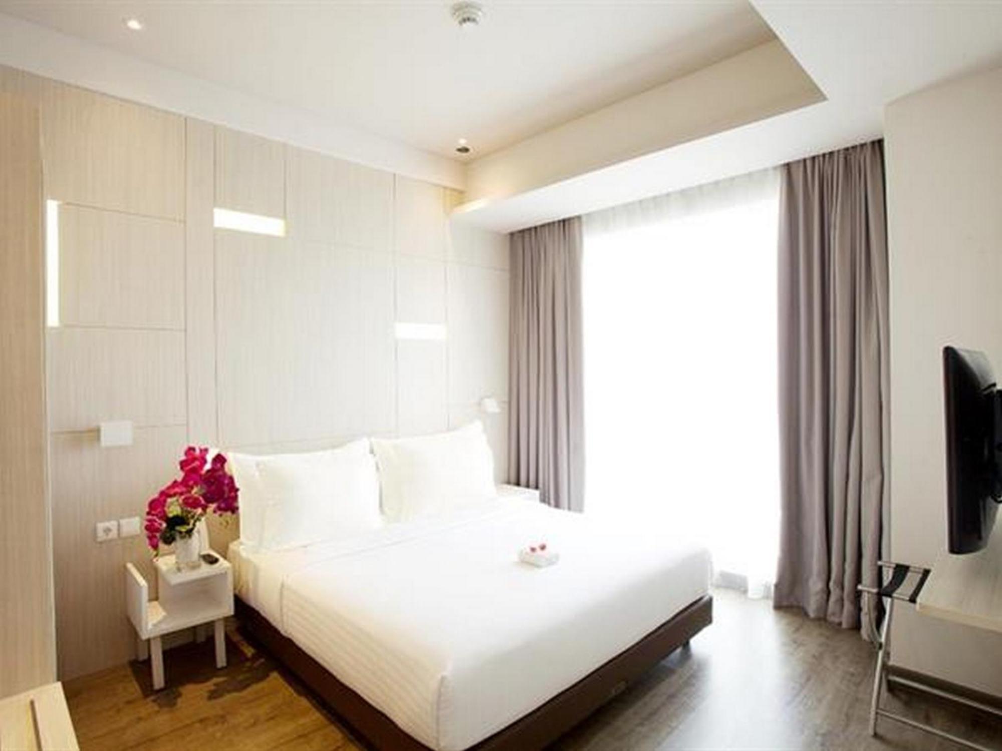 Swiss-Belinn سيكارانغ المظهر الخارجي الصورة